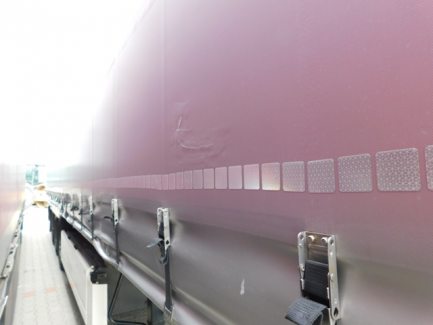 Zdjęcie przedmiotu: KRONE SD Curtain semitrailer
