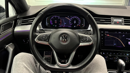 Zdjęcie przedmiotu: Volkswagen Passat Variant 2.0 TDI 4Mot. R-Line Edition DSG