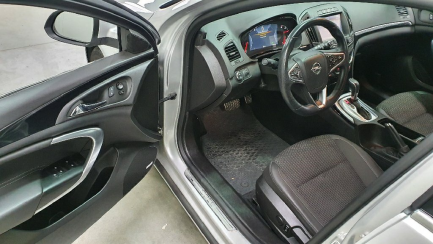 Zdjęcie przedmiotu: Opel Insignia 2.0 T Cosmo aut EU6 A Hatchback 13-17