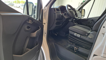 Zdjęcie przedmiotu: Renault Master FWD 2.3 dCi E6 3.5t L3H1 Extra S&S+E Oświadczenie o utracie DR
