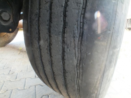 Zdjęcie przedmiotu: KRONE SD Curtain trailer