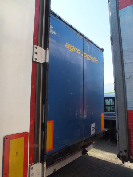 Zdjęcie przedmiotu: SCHMITZ GOTHA SW24 moving floor semi-trailer