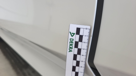 Zdjęcie przedmiotu: BMW 320i Advantage aut