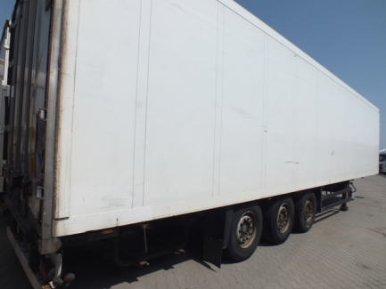 Zdjęcie przedmiotu: SCHMITZ CARGOBULL SK0 24 / L-13.4FP80 / 60 isothermal semi-trailer