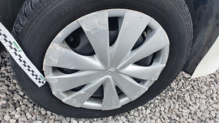 Zdjęcie przedmiotu: Toyota Aygo 1.0 VVT-i X