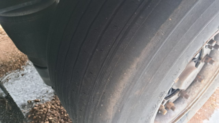 Zdjęcie przedmiotu: KAESSBOHRER MEGA Skrzyniowa