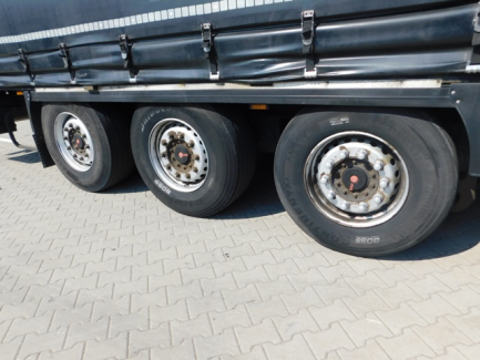 Zdjęcie przedmiotu: KRONE SD Curtain semitrailer