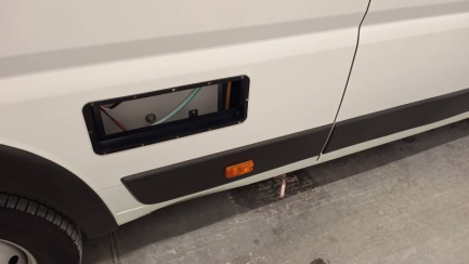 Zdjęcie przedmiotu: Peugeot BOXER 435 2.0 BlueHDi E6 3.5t L4H3