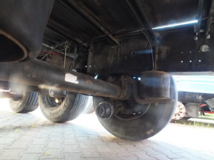 Zdjęcie przedmiotu: KRONE SD Curtain trailer