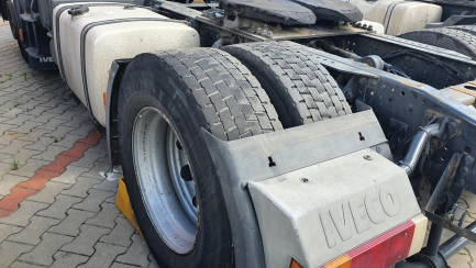 Zdjęcie przedmiotu: Iveco AS440T/P 4x2 Hi-Way