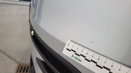 Zdjęcie przedmiotu: Range Rover Velar 2.0 D200 mHEV R-Dynamic S