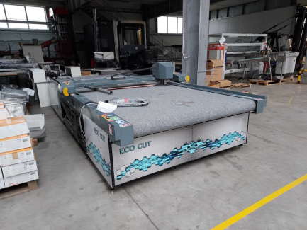 Zdjęcie przedmiotu: St&oacute;ł do rozkroju tkanin typu KATER D&D System L.Domino R.Dziadura sp.j INVENT TC3S-25-KPL