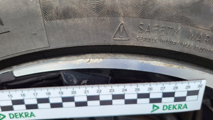 Zdjęcie przedmiotu: Toyota C-HR 1.8 Hybrid GPF GR Sport