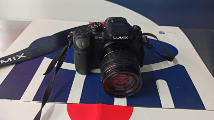 Zdjęcie przedmiotu: Panasonic camera DMC-GH4 R body + Panasonic lens 14-140 / 3.5-5.6 G Vario ASPH (OEM)