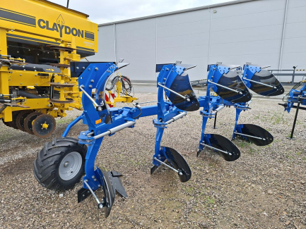 Zdjęcie przedmiotu: OVERUM CX-H4 reversible plough