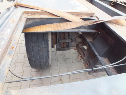 Zdjęcie przedmiotu: Box and curtain trailer with central axles WIELTON PC2