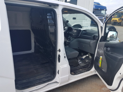 Zdjęcie przedmiotu: Nissan E-NV200 Acenta 24kWh - 109HP 2,2t 14-18