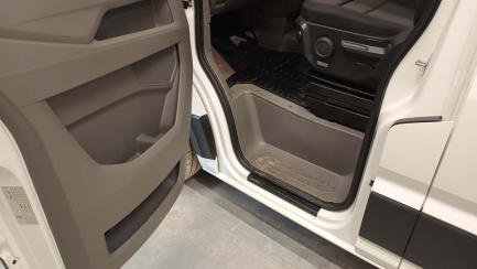 Zdjęcie przedmiotu: MAN TGE 3.180 L5H3 (16.4) E6 3.5t