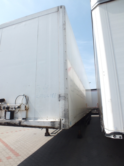 Zdjęcie przedmiotu: SCHMITZ CARGOBULL SK0 24 / L-13.4FP80 / 60 isothermal semi-trailer