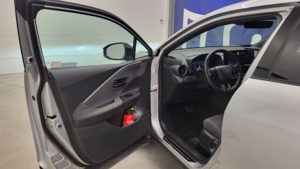 Zdjęcie przedmiotu: Toyota C-HR 1.8 Hybrid Style