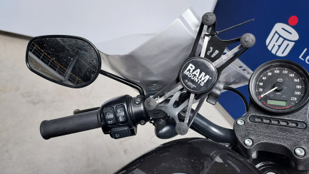 Zdjęcie przedmiotu: HARLEY-DAVIDSON Sportster Iron 883