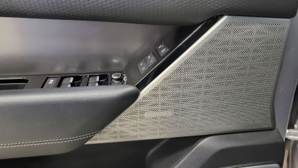 Zdjęcie przedmiotu: Range Rover Velar 2.0 SD4 SE