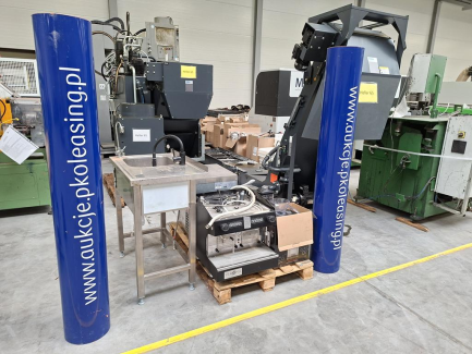 Zdjęcie przedmiotu: A set of catering equipment