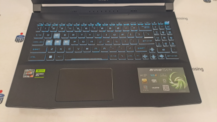 Zdjęcie przedmiotu: MSI Bravo 15 C7VF-249XPL Ryzen 7 7735HS laptop / 16 GB / 1 TB / RTX 4060 / 144 Hz / 16 GB RAM / 1 TB SSD PCIe / Windows 11 Home