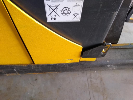 Zdjęcie przedmiotu: W&oacute;zek widłowy wysokiego składowania OM XR 14 ac