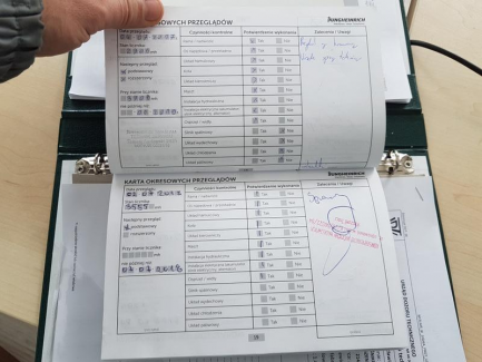 Zdjęcie przedmiotu: W&oacute;zek widłowy Jungheirich EJC214 115 535 DZ 