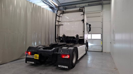 Zdjęcie przedmiotu: SCANIA R460 E6 18.0t Highline