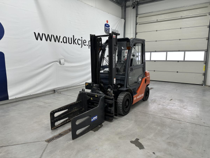 Вилочний навантажувач TOYOTA 02-8FGF25 + поворотний захват KAUP