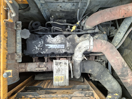 Zdjęcie przedmiotu: Koparka gąsienicowa HYUNDAI ROBEX 235LCR-9