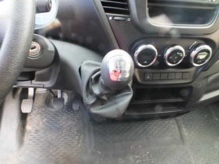 Zdjęcie przedmiotu: Iveco Daily 35C15 V L (19,6m3) Euro 5