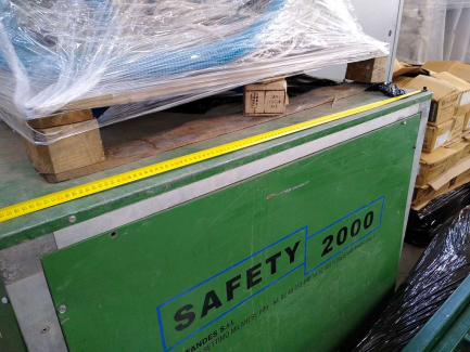 Zdjęcie przedmiotu: Football pneumatic hall, intended for temporary coverage of facilities, e.g. sports facilities. Jollers Plastbud Sp. z o.o. (60x40x11m)