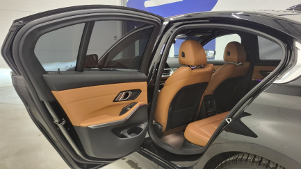 Zdjęcie przedmiotu: BMW 330i Luxury Line aut