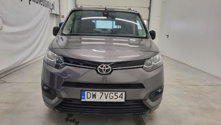 Zdjęcie przedmiotu: Toyota Proace City Verso 1.2 D-4T Family