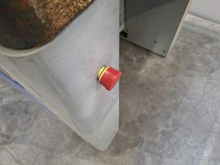 Zdjęcie przedmiotu: Wyr&oacute;wnywarko-grubiarka FELDER AD 951