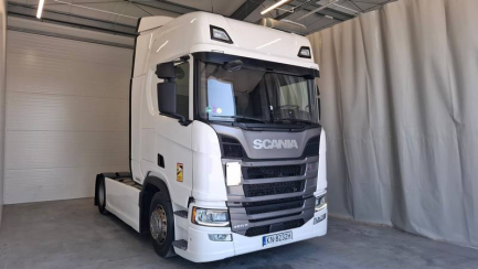 Zdjęcie przedmiotu: SCANIA R460 Super E6 18.0t 4x2 NA Highline