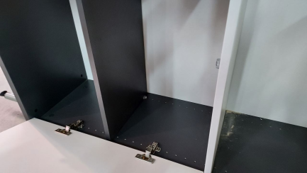 Zdjęcie przedmiotu: Room equipment - furniture