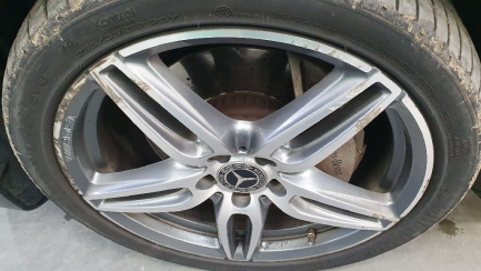 Zdjęcie przedmiotu: Mercedes-benz E220 d 4-Matic 9G-TRONIC