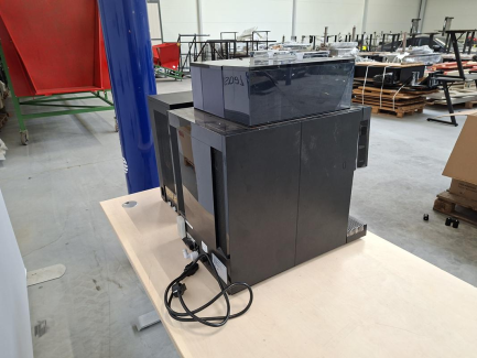 Zdjęcie przedmiotu: Кавоварка під тиском FRESCO X580C + холодильник MILK COOLER C5