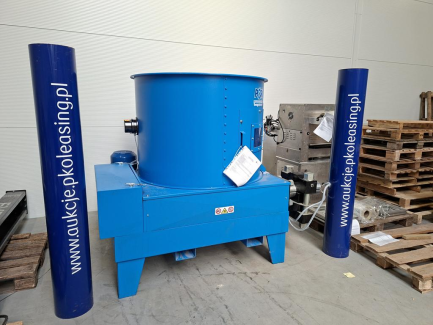 Zdjęcie przedmiotu: Brykieciarka hydrauliczna POR OSCAR 9,3 kW