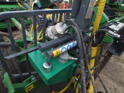 Zdjęcie przedmiotu: Forest trailer with crane FARMA T6 FARMA T6 C4.2 G2