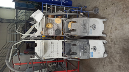 Zdjęcie przedmiotu: Set of painting accessories.