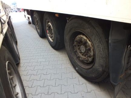 Zdjęcie przedmiotu: SCHMITZ CARGOBULL SK0 24 / L-13.4FP80 / 60 isothermal semi-trailer