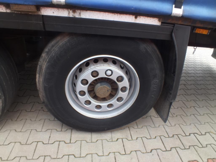 Zdjęcie przedmiotu: KRONE SD Curtain trailer