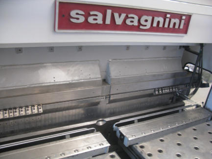 Zdjęcie przedmiotu: Centrum gnące P2 Perfrormer rok 2001