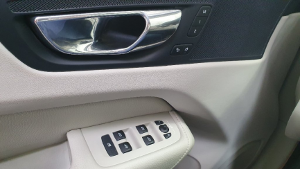 Zdjęcie przedmiotu: Volvo XC60 D5 AWD Inscription