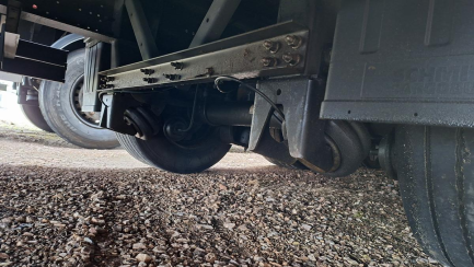 Zdjęcie przedmiotu: SCHMITZ SCS 24 13.62 EB Varios 35.0t Dowód rejestracyjny zatrzymany elektronicznie